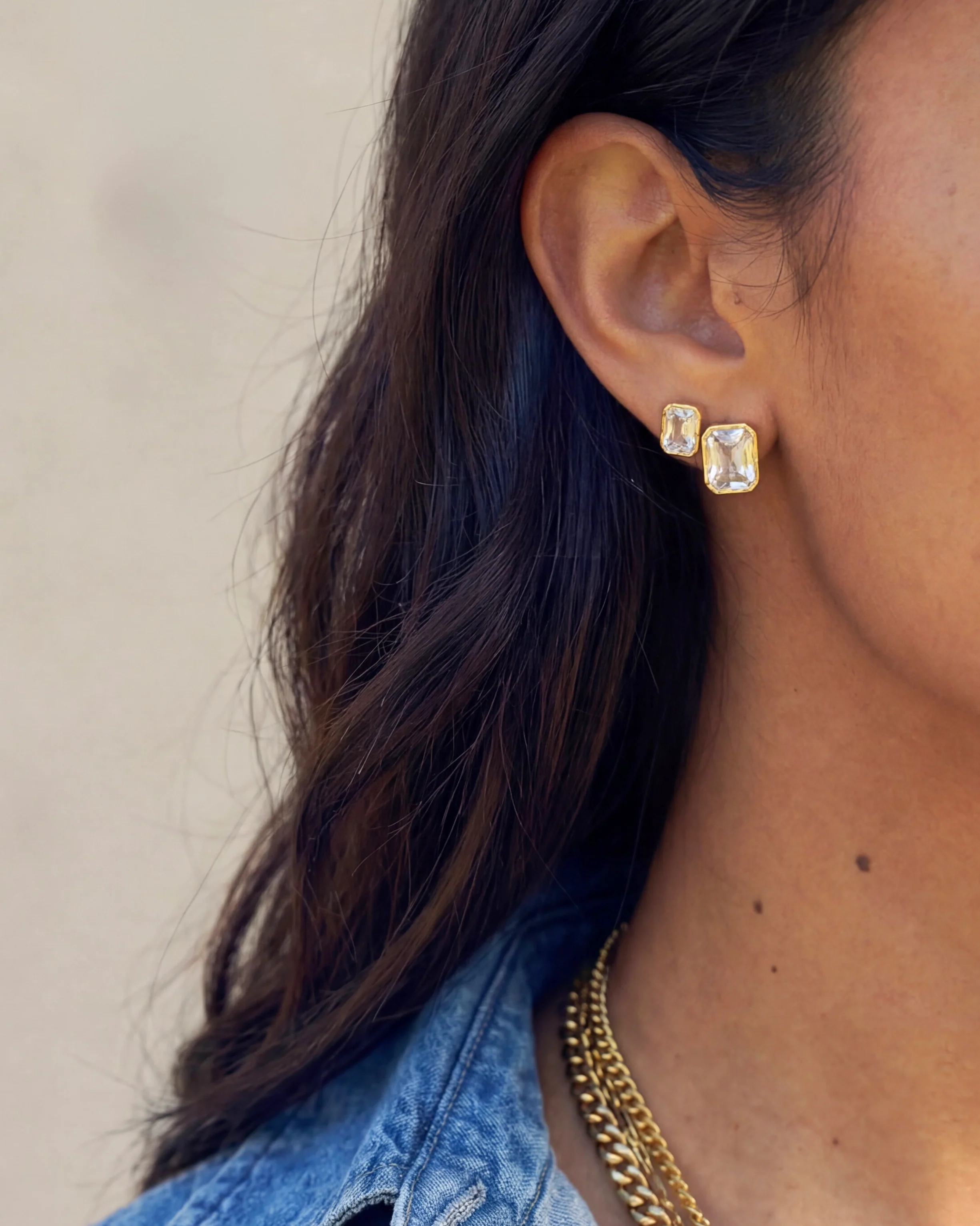 Large Bezel Set Essential Stud Earrings in 12 Karat Gold