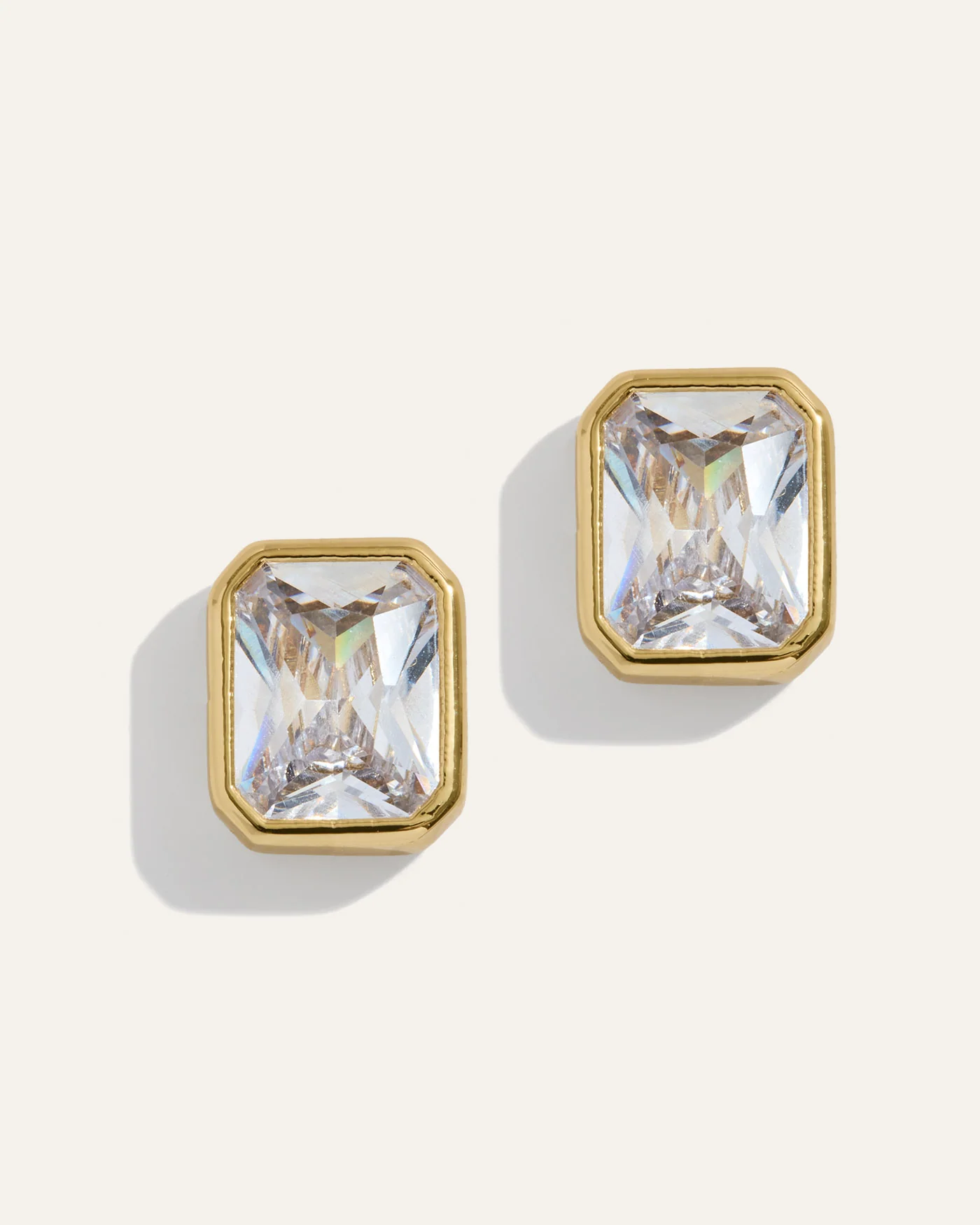 Large Bezel Set Essential Stud Earrings in 12 Karat Gold